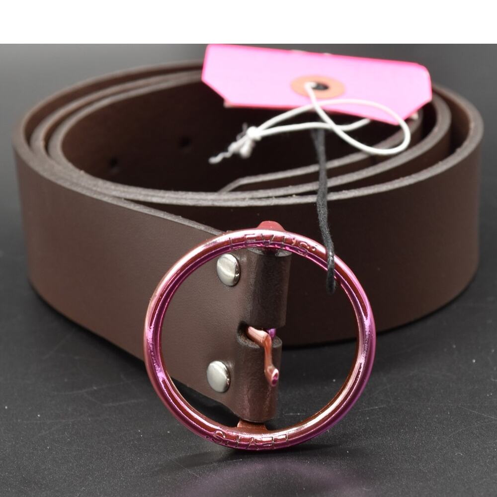 NEW Levi's Women's Pink Circular Buckle Belt Leather (31.5"-35.5" Waist)
